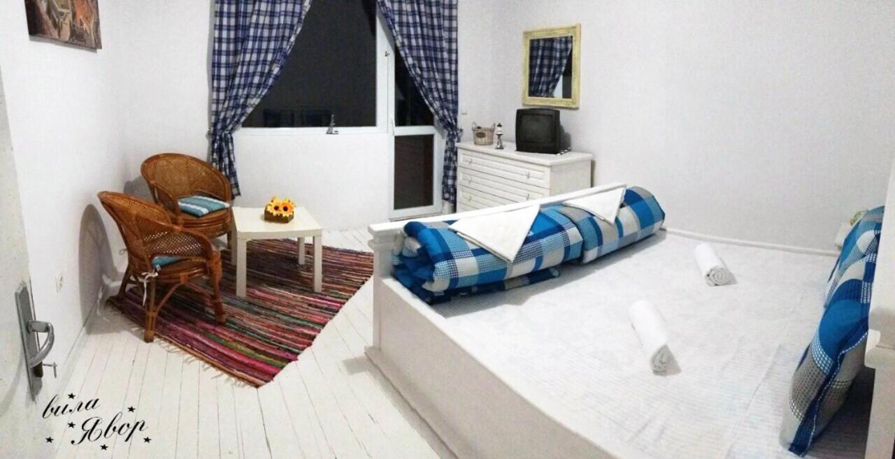 Hotel Yavor Carevo Quarto foto